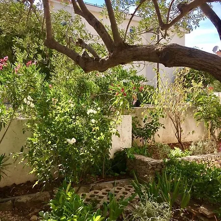 Apartment In With Terrace, Wifi, Washing Machine, Dishwasher *